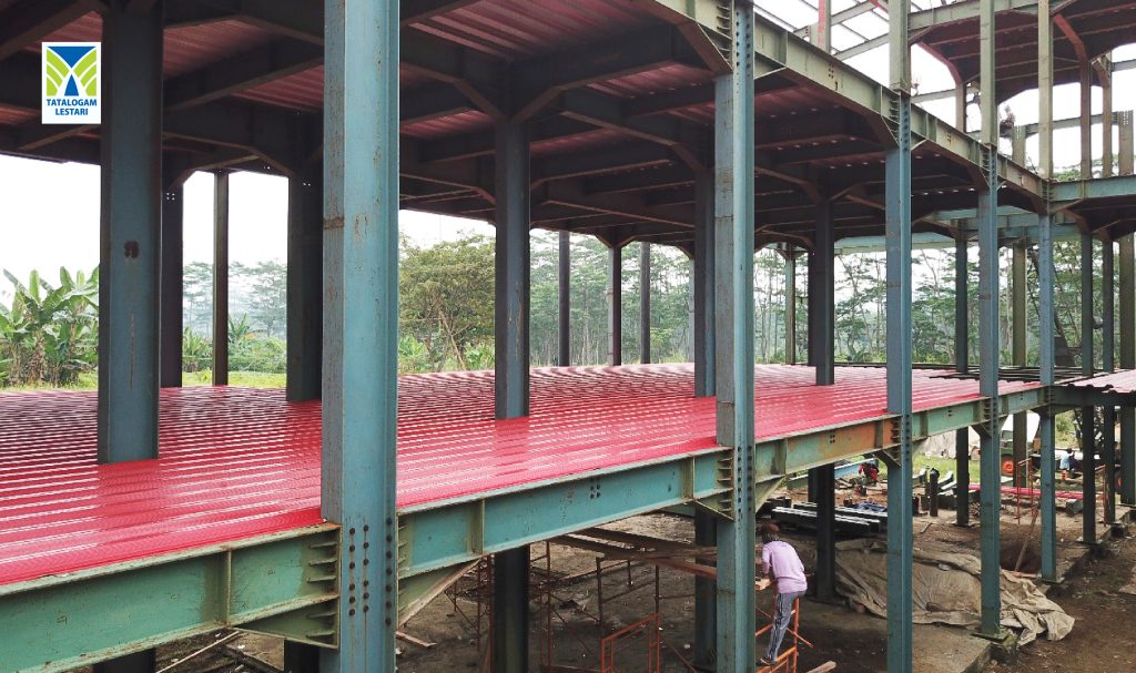 Foto 3 Hasil Pemasangan Floor Deck - Tatalogam Lestari