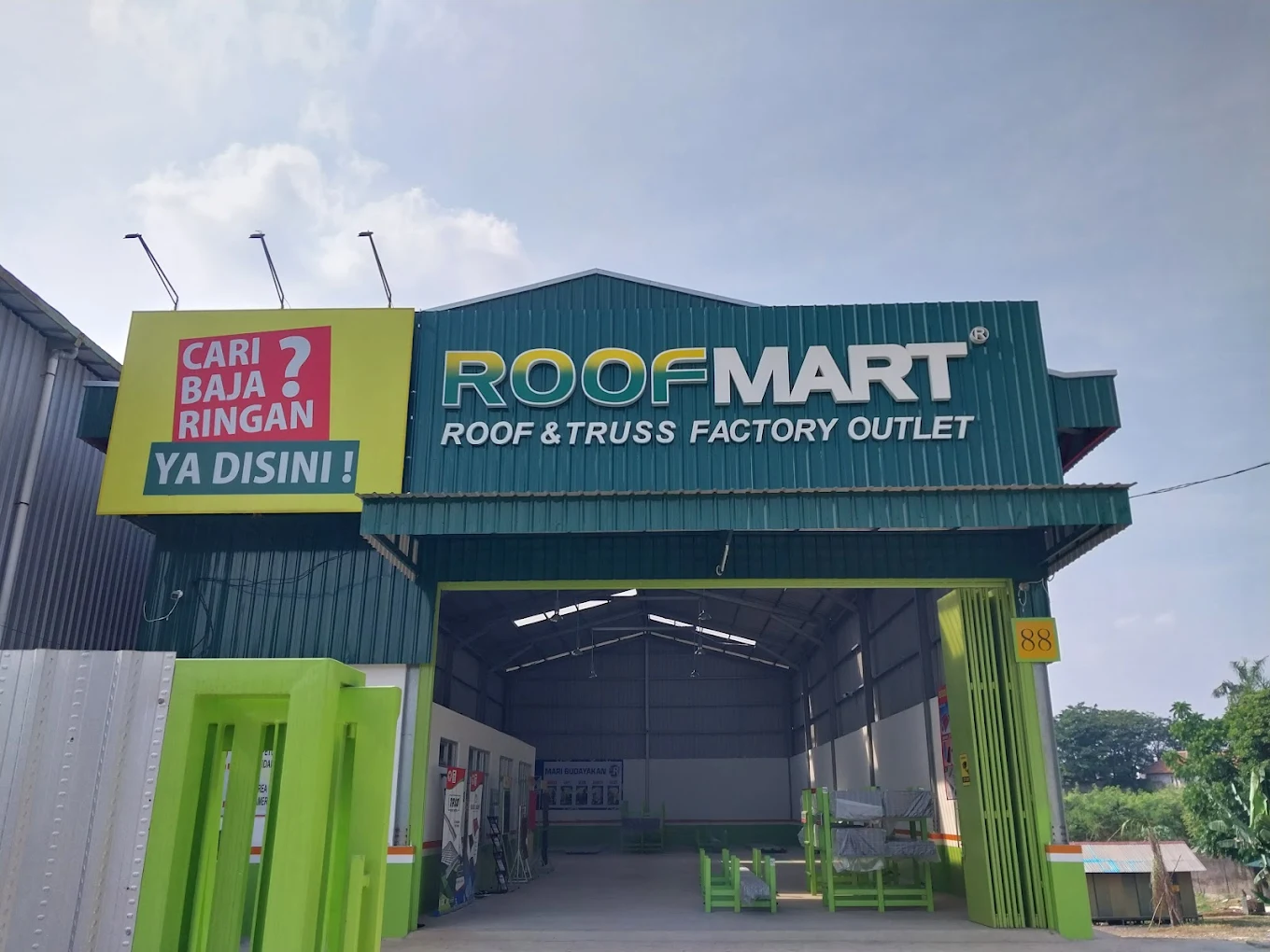 Baja Ringan Cikarang
